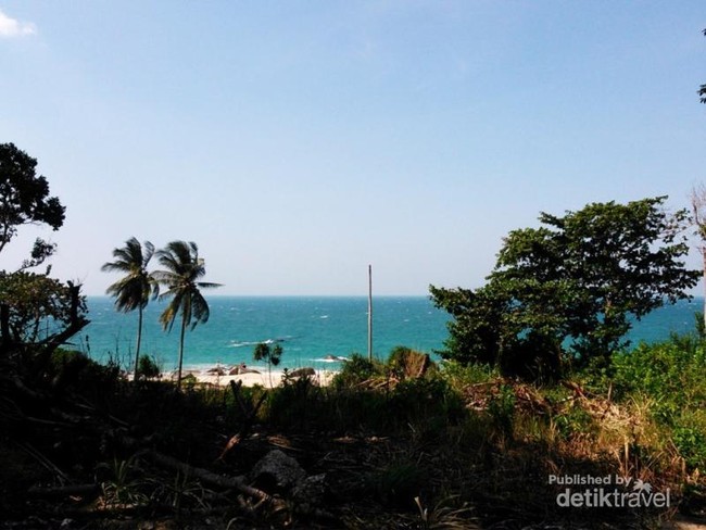 Penyusuk, Satu Lagi Pantai Cantik dari Bangka