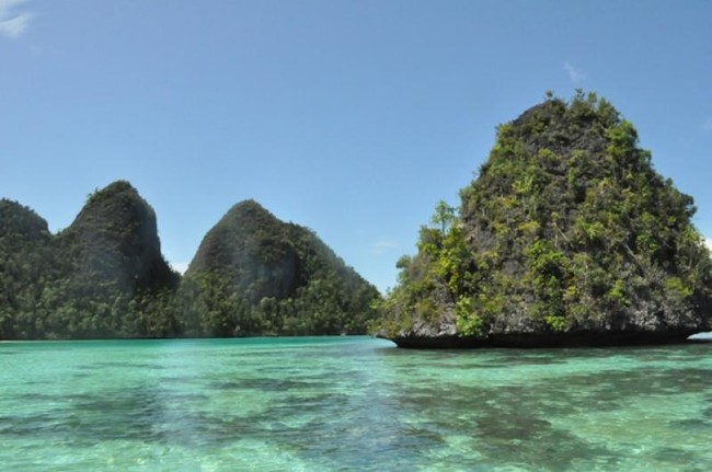 Perjuangan Mengabadikan Cantiknya Raja Ampat, Papua