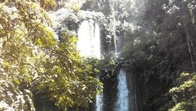 Pesona 2 Air Terjun Cantik di Lombok