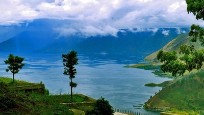 Pesona Danau Toba