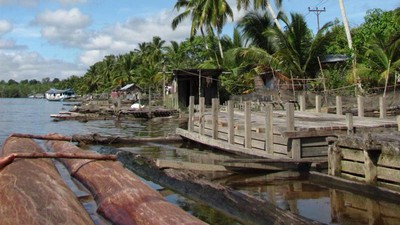 Pesona Kampung Tepian Sungai
