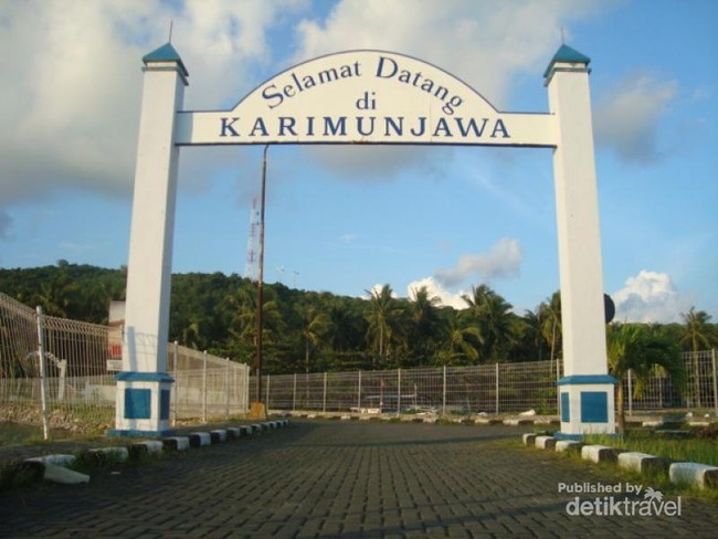Pesona Karimunjawa, Dari Sunset Sampai Hiu