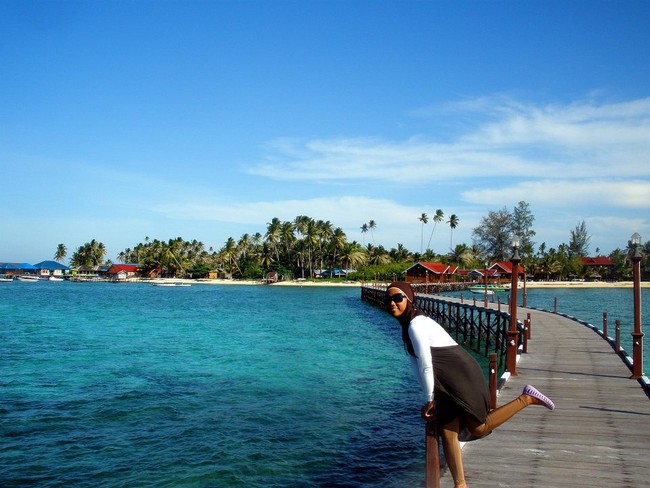 Pesona Kepulauan Derawan Bagai Mutiara Hitam di Kaltim