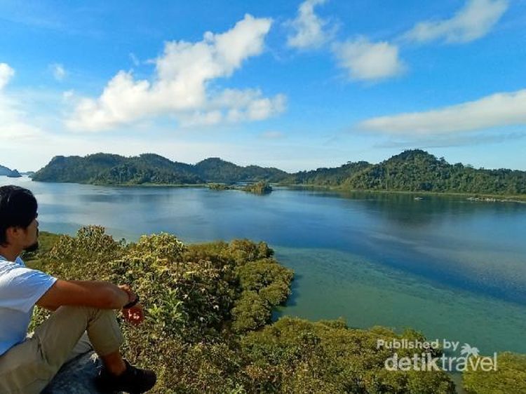 Pesona Mandeh, Wisata Bahari Populer di Sumatera Barat