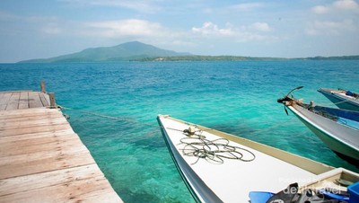 Pesona Pulau dan Pantai Cantik di Karimunjawa