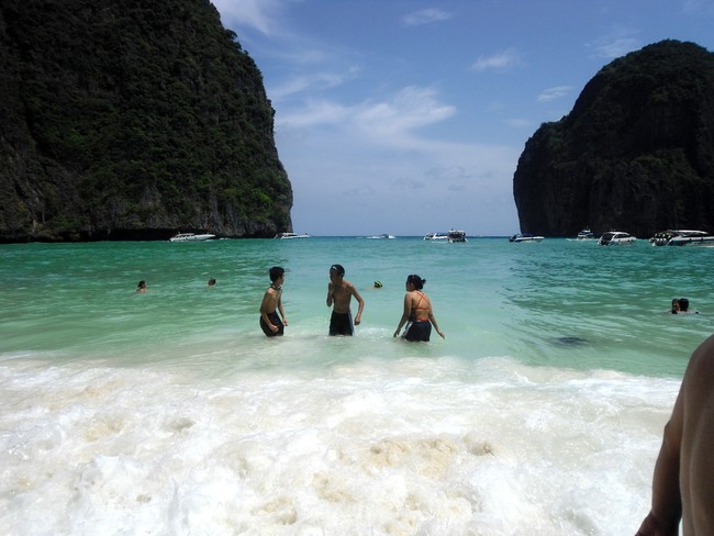 Phi Phi Islands, Si Cantik Andalan Thailand