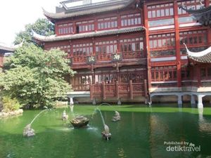 Potret Cantiknya Taman Klasik Yuyuan di Shanghai