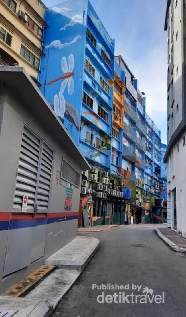 Potret Grafity Warna-warni di Jalan Alor yang Memanjakan Mata