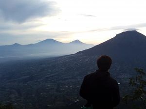 Potret Jalur Pendakian Gunung Sindoro Via Kledung