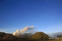 Potret Keindahan Panorama Gunung Bromo