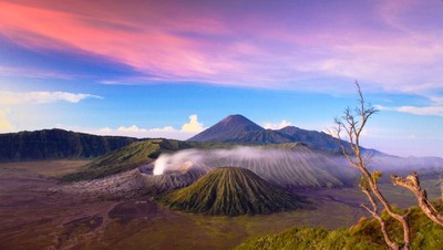 Potret Keindahan Panorama Gunung Bromo