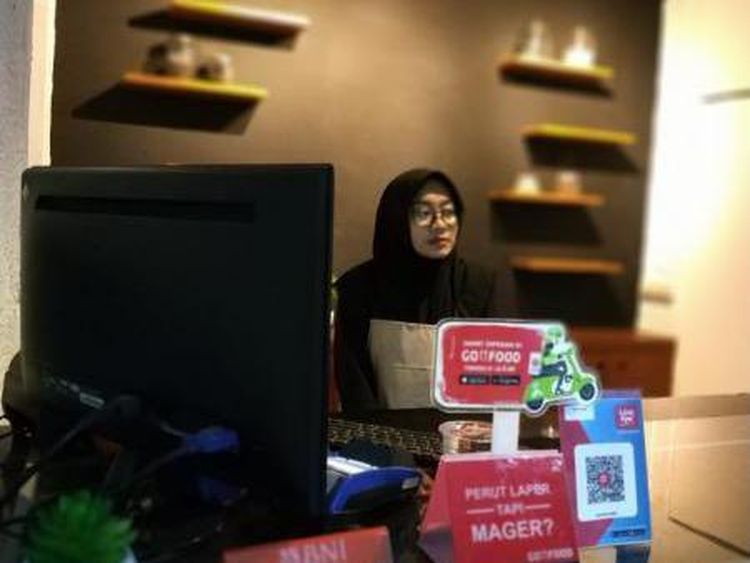 Potret Oleh-oleh Kue Kekinian Hits di Semarang