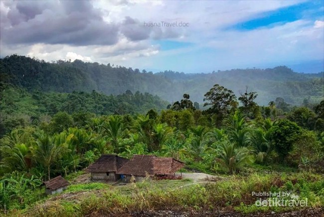 Potret Piliana, Bagian Lain Negeri Atas Awan Indonesia