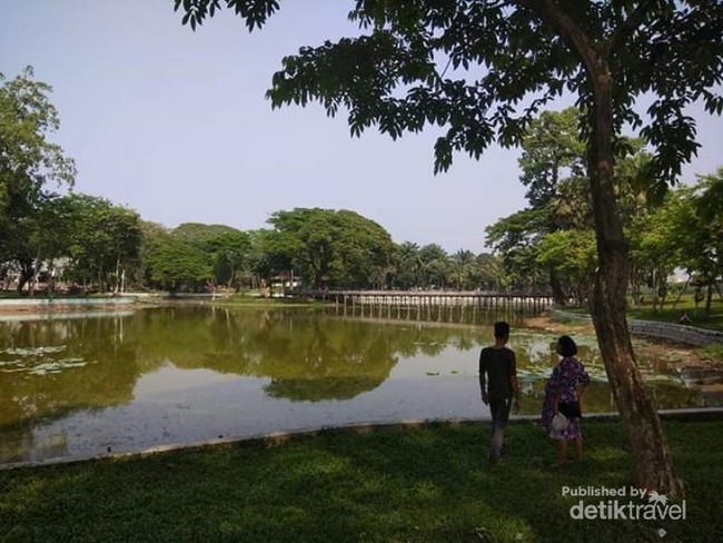 Potret Taman Hijau di Jantung Kota Yangon, Myanmar