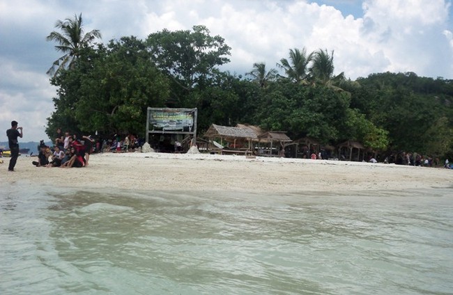Pulau Tangkil, Surga Baru Wisata Pantai di Lampung