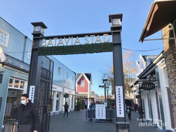 Pusat Belanja di Belanda yang Sangat Sepi Saat Ini