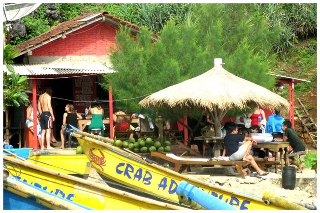 Ragam Cerita Mistis dan Eksotis Dari Pantai Ngandong