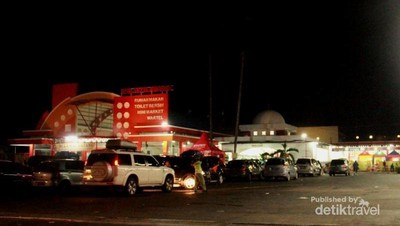 Rest Area SPBU Jatilawang Banyumas, Favoritnya Pemudik
