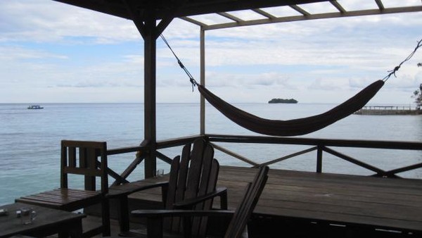 Romansa Pulau Kadidiri
