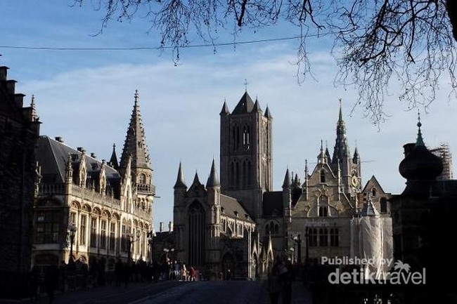 Romantisme Klasik 2 Kota di Belgia