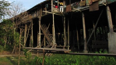 Rumah Betang Sungulo Apalin