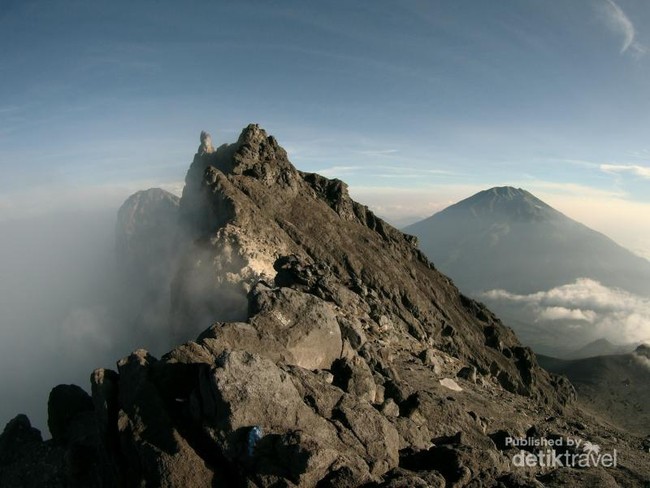 Saat Gunung Merapi Memamerkan Kecantikannya