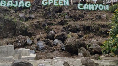 Sakura di Sibajag Green Canyon Temanggung