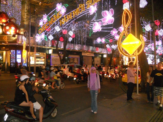 Sambut Tahun 2012, Ho Chi Minh City Makin Semarak!
