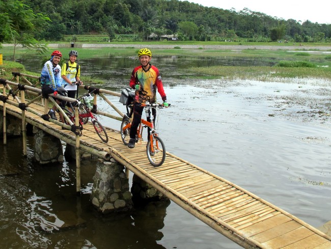 Sate Maranggi dan Gowes Wanayasa, Duet yang Cocok!