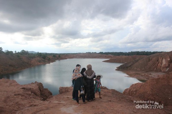 Satu Lagi Bekas Tambang yang Instagramable di Bangka