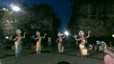 Satu Sore Indah di GWK, Bali