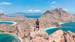 Selamat Pagi dari Puncak Pulau Padar yang Memesona