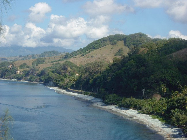 Serunya Mendulang Batu Hijau di Penggajawa, Flores