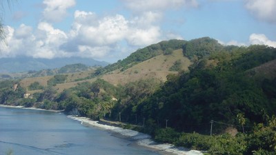Serunya Mendulang Batu Hijau di Penggajawa, Flores