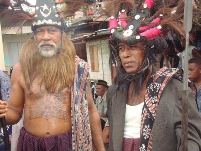 Serunya Proses Penyambutan Pulang Kampung Suku Lamaholot, NTT