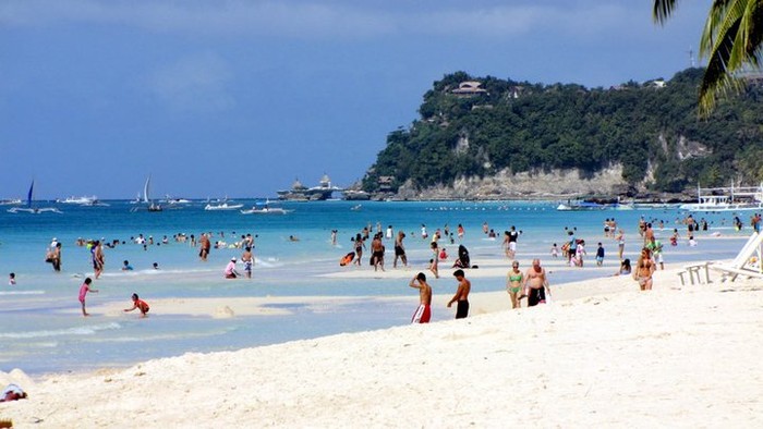 Si Putih Mulus Boracay