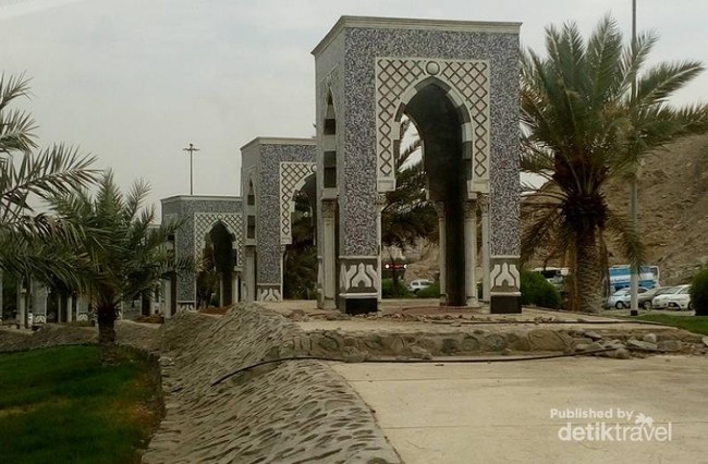 Siapa Bilang di Jazirah Arab Tidak Ada Taman?