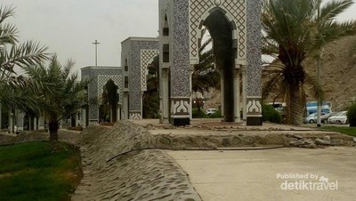 Siapa Bilang di Jazirah Arab Tidak Ada Taman?