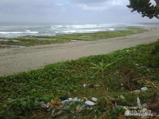 Sindangkerta, Pantai Terlupakan di Selatan Tasikmalaya