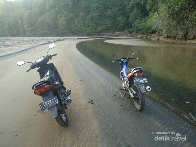 Sine & Ngalur, Dua Perawan dari Tulungagung
