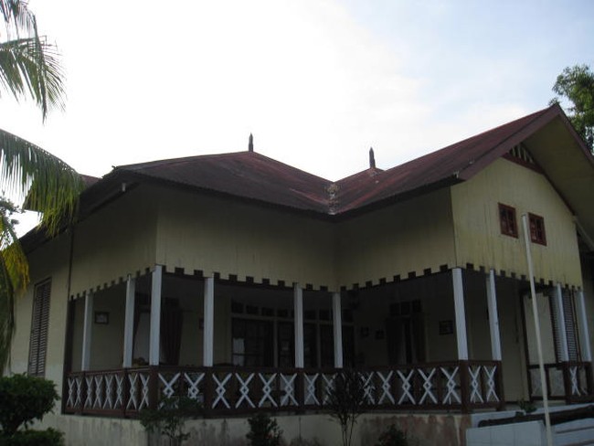 Sisa Kejayaan Keraton Banggai