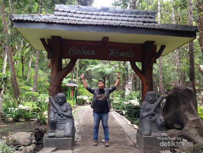 Sudah Tahu? Ada Labirin Keren di Air Terjun Coban Rondo