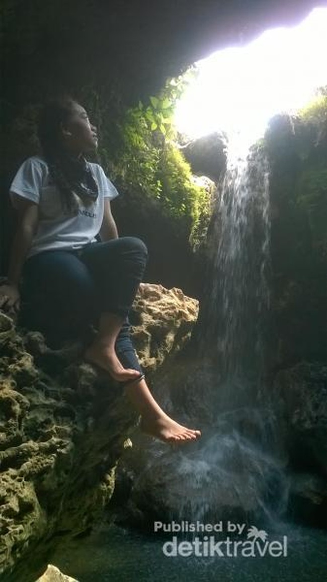 Sudah Tahu? Blitar Punya Air Terjun Cantik di Dalam Gua