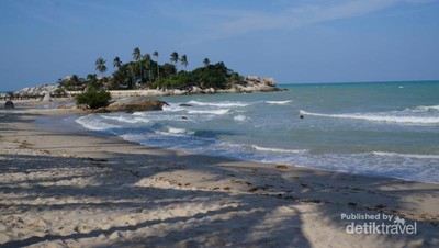 Sudut-sudut Bangka yang Penuh Pantai Cantik