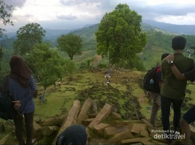 Sudut-sudut Gunung Padang yang Misterius