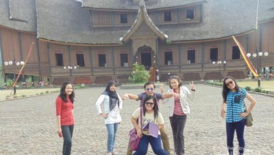 Suguhan Atraksi Wisata nan Lengkap di Sumatera Barat