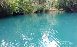 Sungai Maroon yang Tetap Asri di Tengah Gempuran Modernisasi