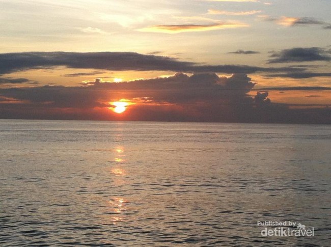 Sunrise Tercantik di Bali, Pantai Sanur Tempatnya!