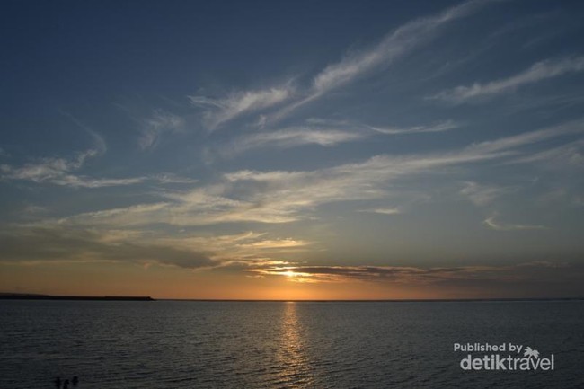 Sunset Cantik di Dekat Bandara Ngurah Rai, Bali