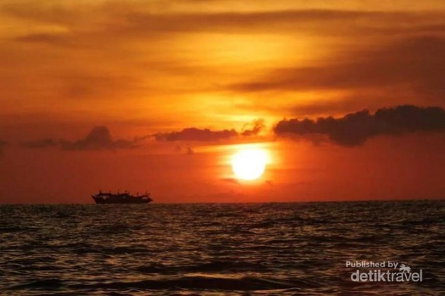 Sunset Emas di Kepulauan Selayar